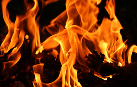 Humans harnessed fire but its power brings obligations (Credit: Devilal) (Devilal, Wikimedia Commons)