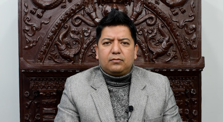 चुरोटभन्दा अझै हानिकारक हुन्छ हुक्का, कसरी?