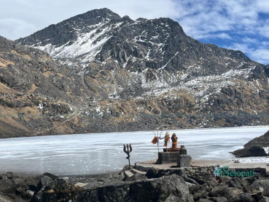 जाडोयामको गोसाइँकुण्ड। तस्बिरः सुरेन्द्र फुयाल