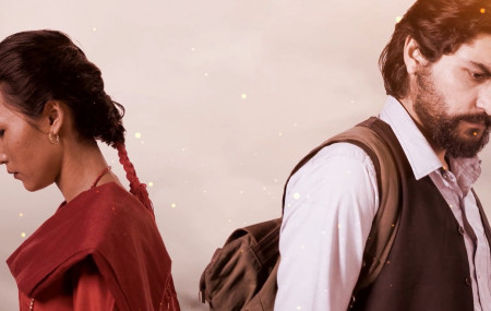 हल्कारा फिल्मको पोस्टर