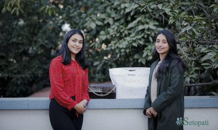 रेश्मा सञ्जेल र सायशा लुइँटेल। तस्बिरः नवीनबाबु गुरूङ/सेतोपाटी