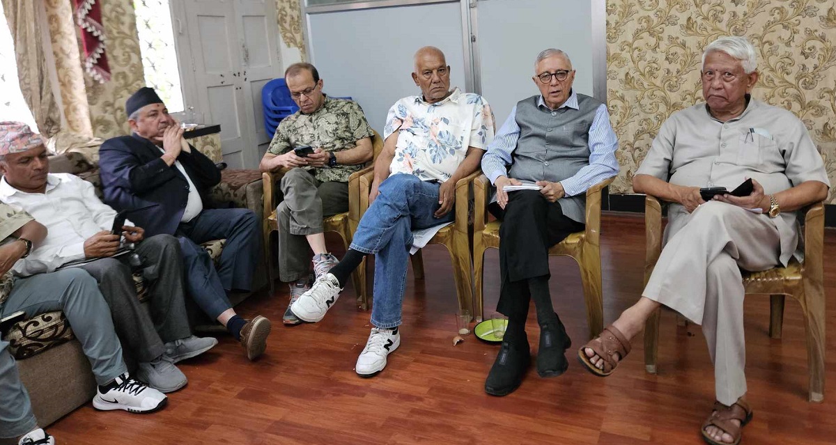 तस्बिर: कोइरालाको सचिवालय।