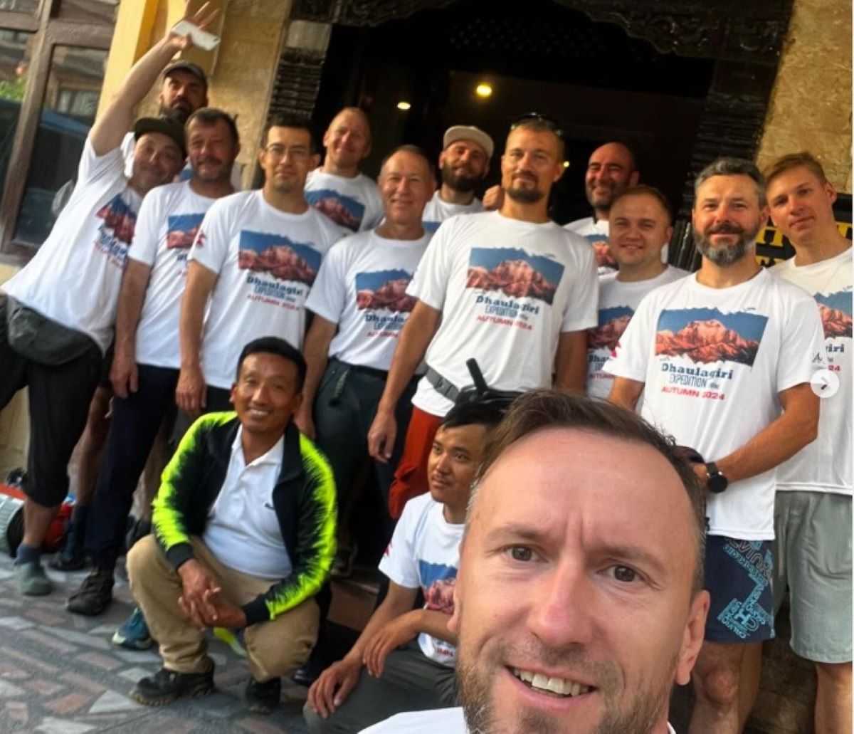 अलक्जेन्डर डसिकाले असोज ७ गते धवलागिरि हिमाल चढ्नुपूर्व  सामाजिक सञ्जाल ‘इस्टाग्राम’मा राखेको तस्बिर।