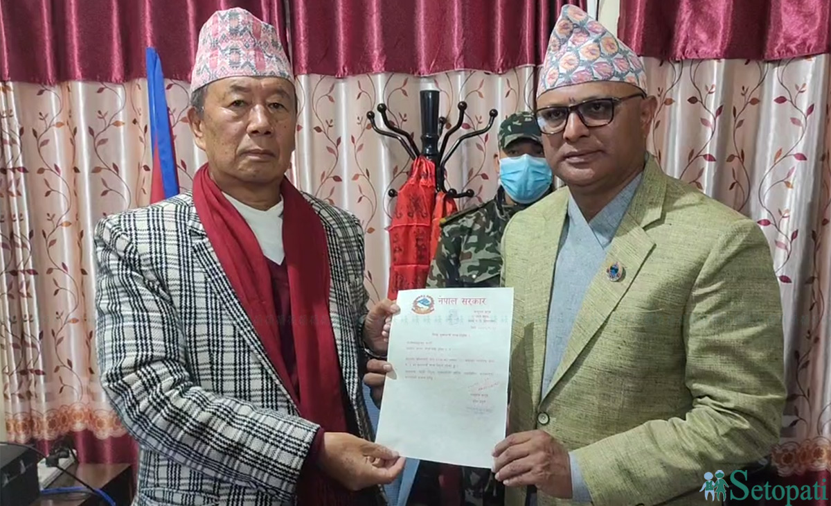 Khapung (l) with Karki.