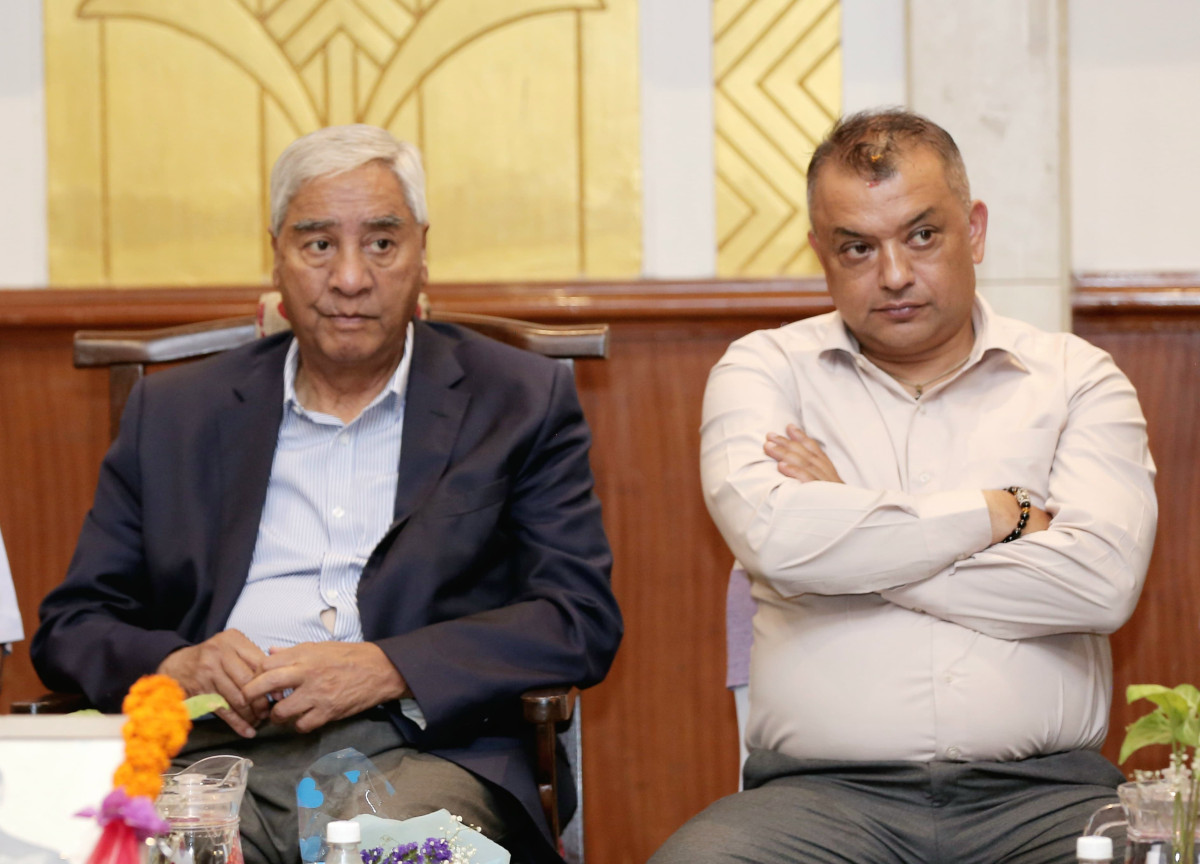 सभापति देउवा र महामन्त्री थापा। फाइल तस्बिर।